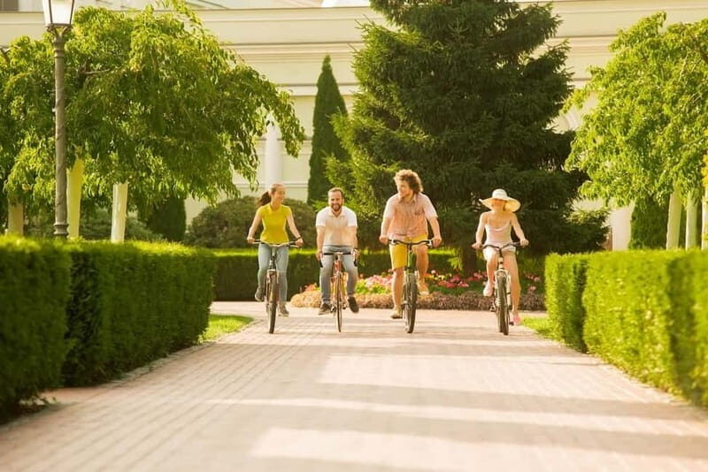 Brussels: Private City Tour on Bike with Drink Stop - Value and Practical Considerations