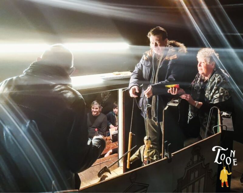 Brussels: Private Tour of Theatre Toone with Snacks and Beer - Why This Tour Offers Good Value