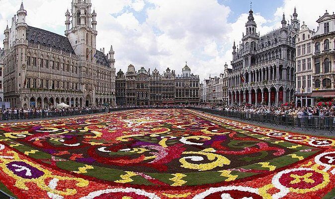 Brussels Private Tours by Locals: See the City Unscripted - Exploring Brussels the Local Way: A Deep Dive into the Private Tour by City Unscripted