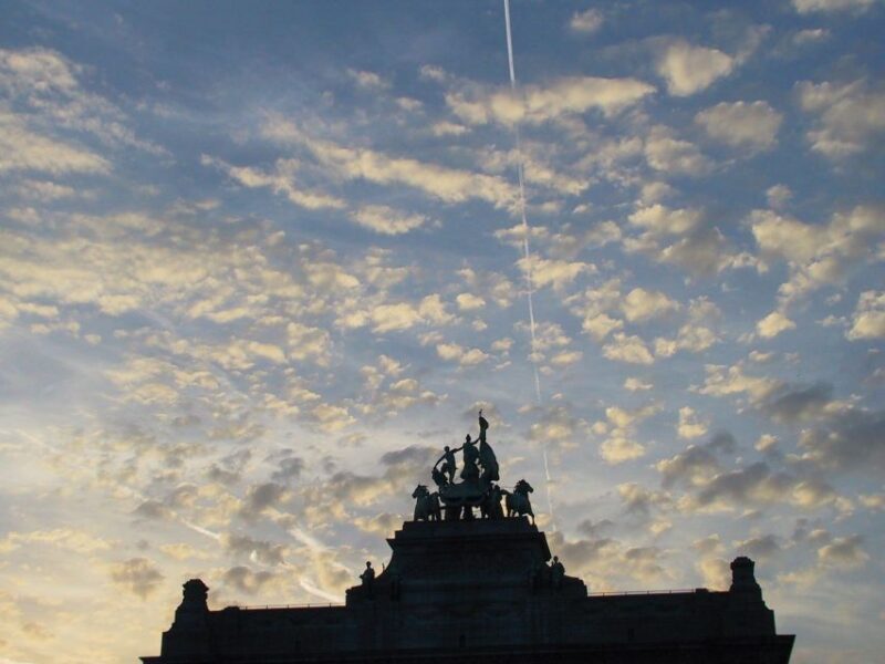 Brussels: Walking Tour from Central Station to Manneken Pis - FAQ