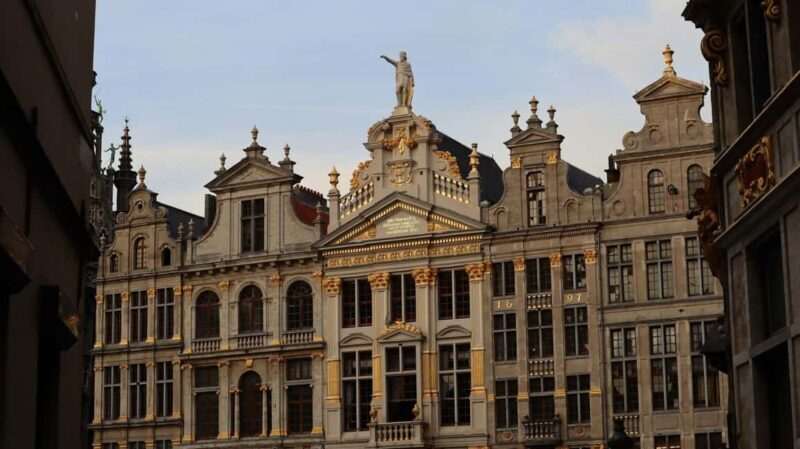 Brussels: Where Comics, Culture & Quirk Collide Walking Tour - A Closer Look at the Brussels Walking Tour
