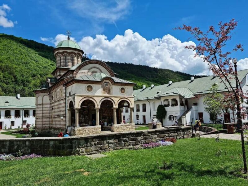 Bucharest: 8-Day Transylvania & Moldavian Monasteries Tour - An In-Depth Look at the 8-Day Journey