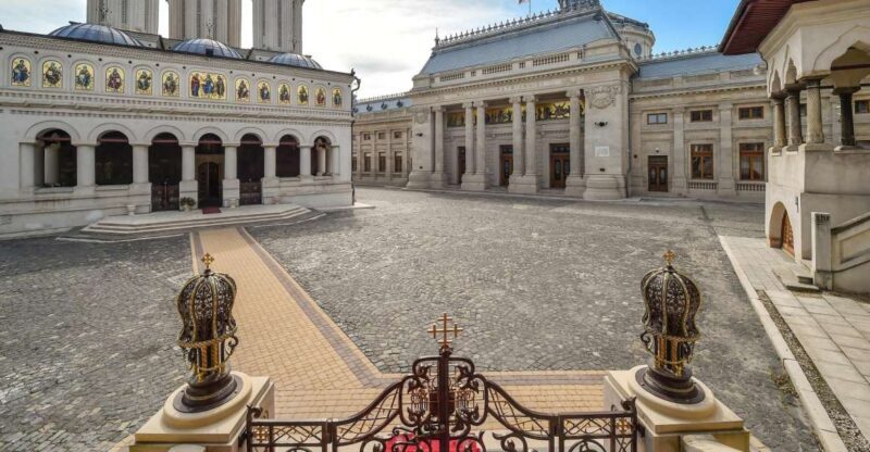 Bucharest: Communist Bike Tour - Key Points