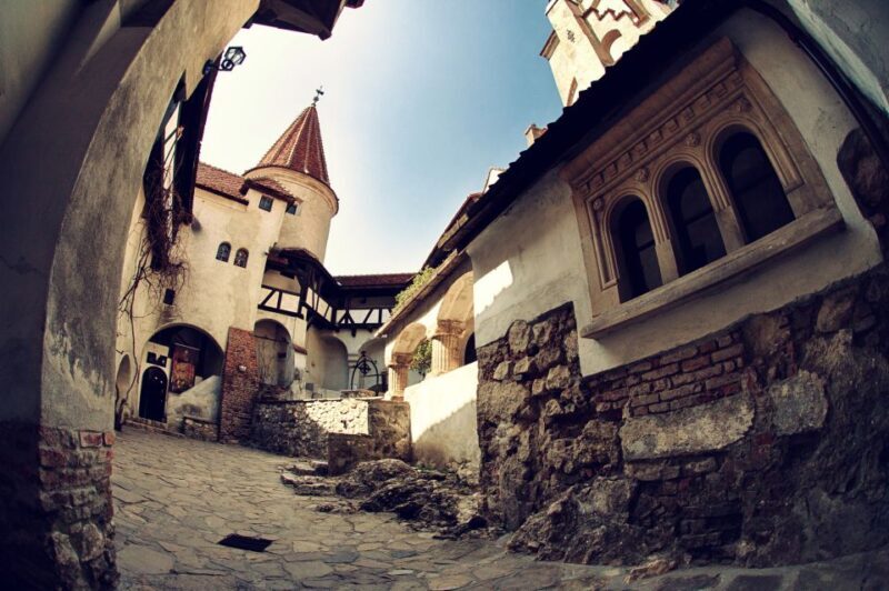 Bucharest: Dracula Castle, Peles Castle & Brasov Guided Tour - A Deep Dive into the Tour Experience