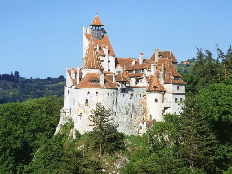 Bucharest: Dracula's Castle, Peles Castle, & Brasov Old Town - The Itinerary in Detail