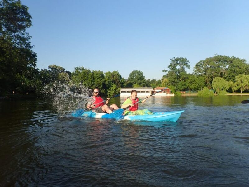 Bucharest: Guided Kayaking Tour in Herastrau Park - Key Points
