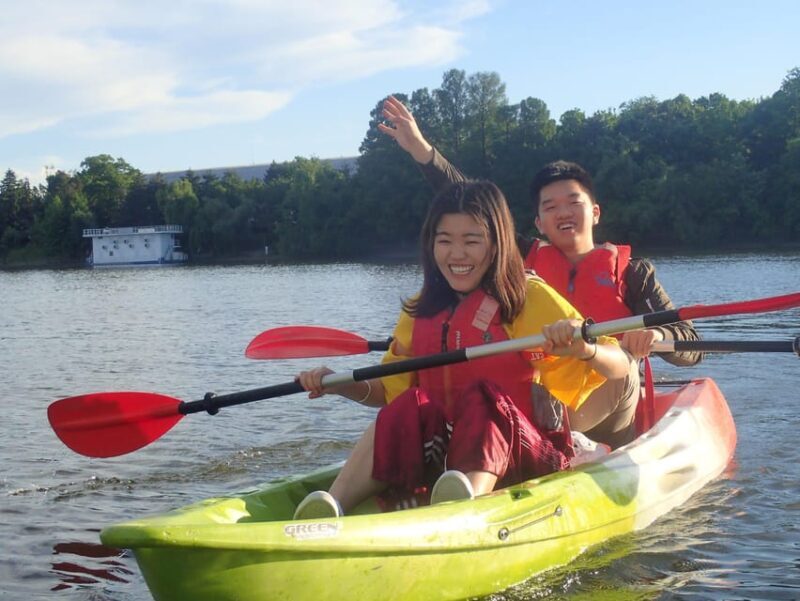 Bucharest: Guided Kayaking Tour in Herastrau Park - Who Should Consider This Tour?
