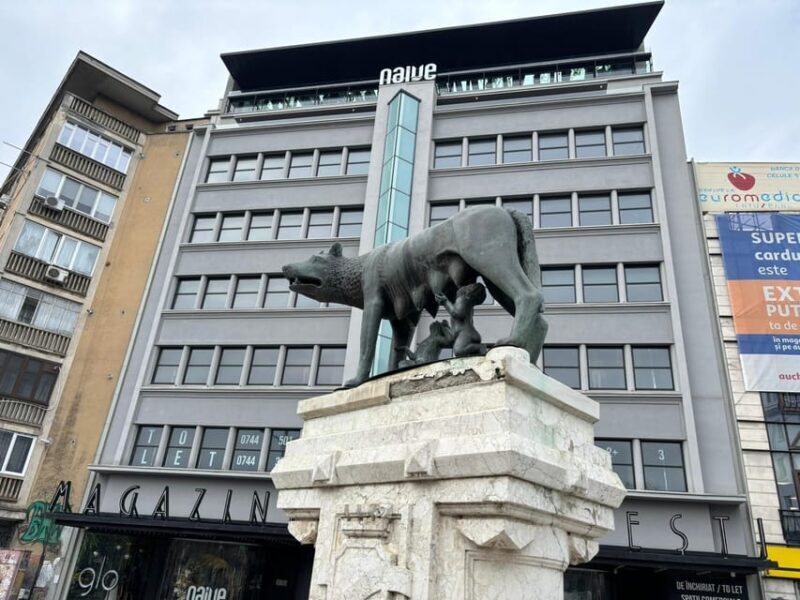 Bucharest: Guided Walking Tour with Romanian Snack - Exploring Bucharest on Foot: A Guided Tour That Brings the City’s Charm to Life