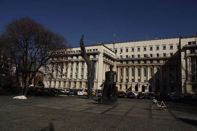 Bucharest Half a Day Bike Tour - Key Points