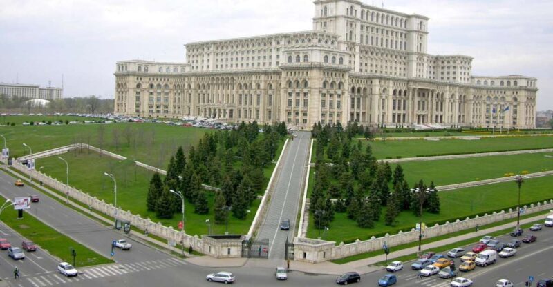 Bucharest: Half-Day Sightseeing Tour - Transport and Guide Quality