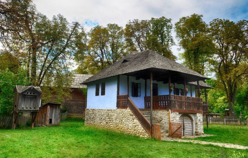 Bucharest: Half-Day Sightseeing Tour - The Sum Up