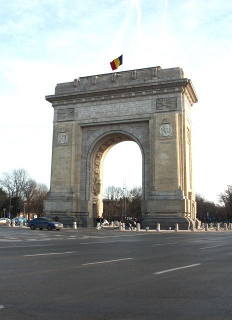 Bucharest highlights - full day private walking tour - Exploring Bucharest: A City of Contrasts and Layers