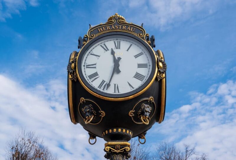 Bucharest: Insta-Perfect Walk with a Local - FAQs