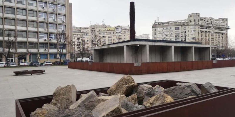 Bucharest: Jewish Heritage Private Walking Tour (group of 8) - Who Should Consider This Tour?