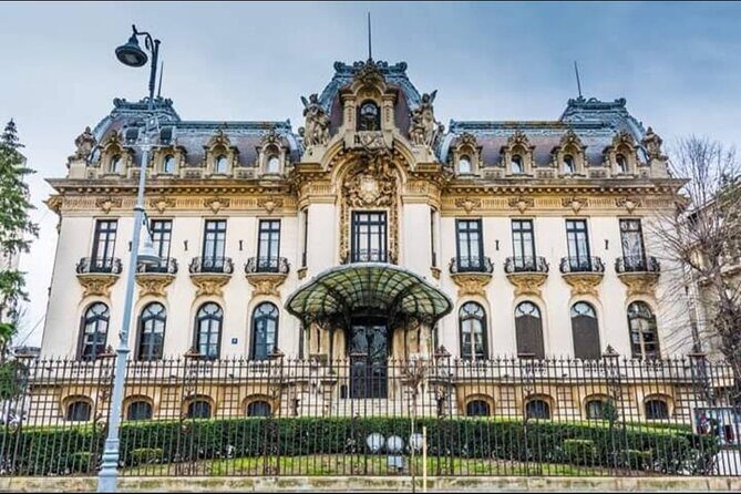 Bucharest Panoramic Private Tour by Car 4h - FAQ