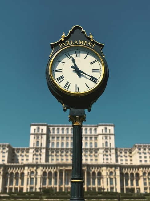 Bucharest: Parliament, Unirii Main Square & Mogosoaia Palace - Key Points