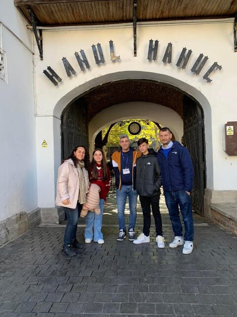Bucharest: private and exclusive Italian walking tour - Key Points