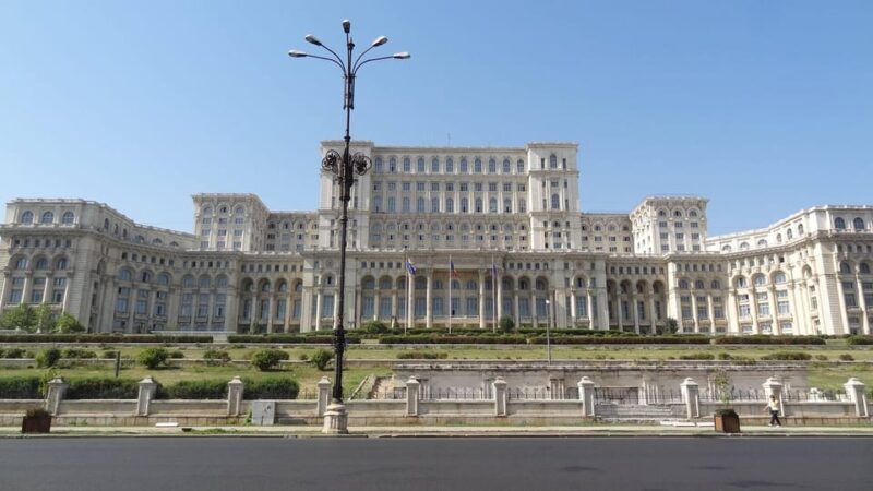 Bucharest: Private City Tour by BMW 7 Series - Discover Bucharest in Style: Private City Tour in a BMW 7 Series