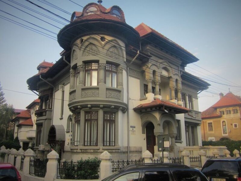 Bucharest: Private Three Neighborhoods Tour by Vintage Car - A Detailed Look at the Experience