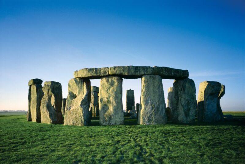 Buckingham Palace and Stonehenge Tour - Experience the Best of London and Stonehenge in One Day