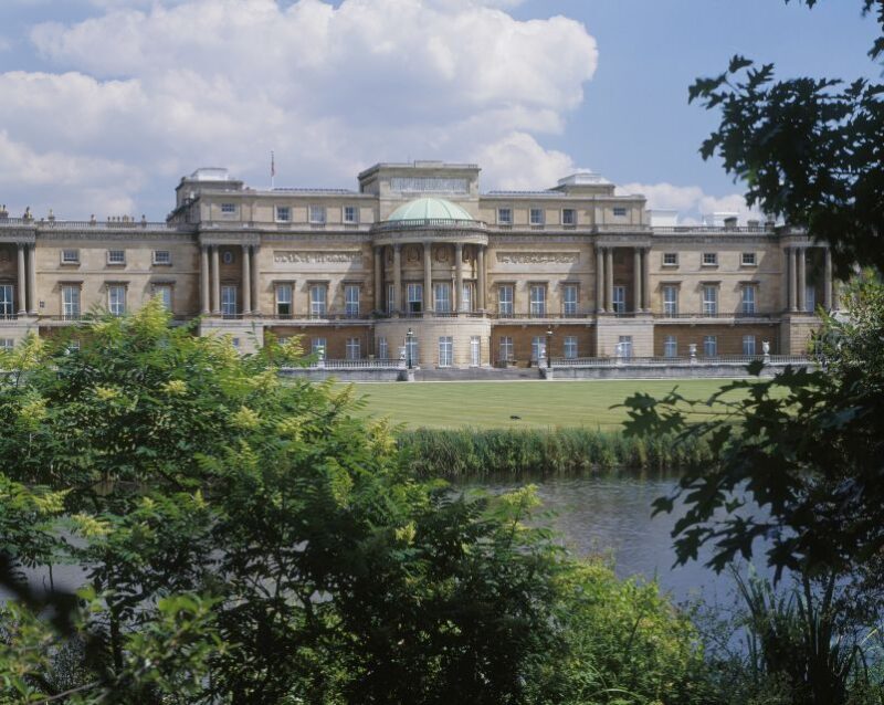 Buckingham Palace and Stonehenge Tour - Practical Details and Tips