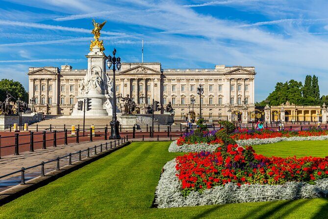 Buckingham Palace Exterior and Royal History Private Tour - A Close-Up View of London’s Royal Heritage: Buckingham Palace Exterior and Royal History Private Tour