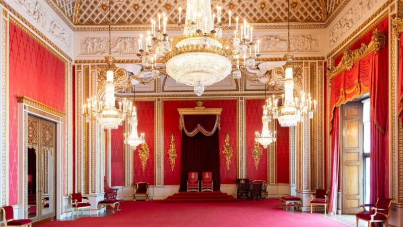 Buckingham Palace State Rooms Entry & Royal London Audio App - Exploring the Royal Side of London: Buckingham Palace State Rooms & Royal London Audio App