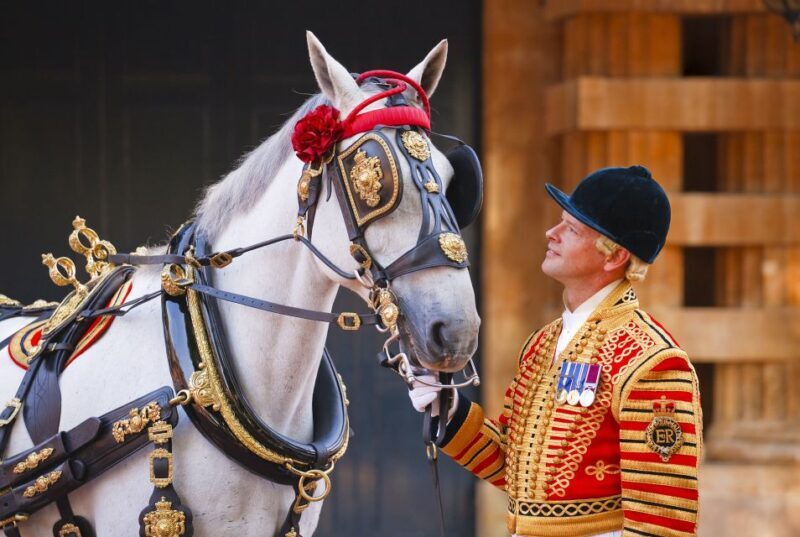Buckingham Palace: The Royal Mews Entrance Ticket - A Deep Dive into the Royal Mews Experience