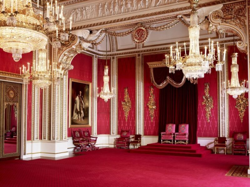 Buckingham Palace & Windsor Castle: Full-Day Tour - FAQs
