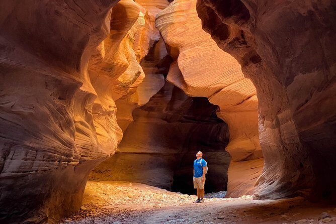 Buckskin Gulch Day Hike - Discover the Stunning Solitude of Buckskin Gulch with a Guided Day Hike