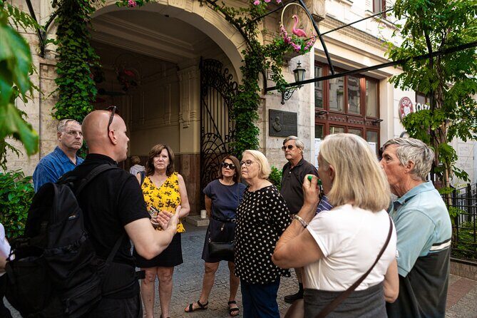 Buda Castle Walking Tour with Matthias church entry, Cake&Coffee - Who Will Love This Tour?
