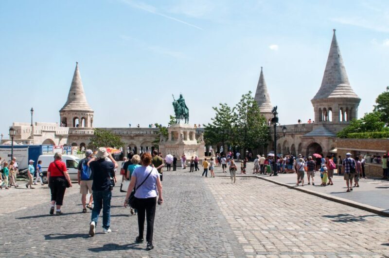 Budapest: 3-Hour Live Guided Sightseeing Tour - Full Review: A Detailed Look at Budapest’s 3-Hour Guided Tour