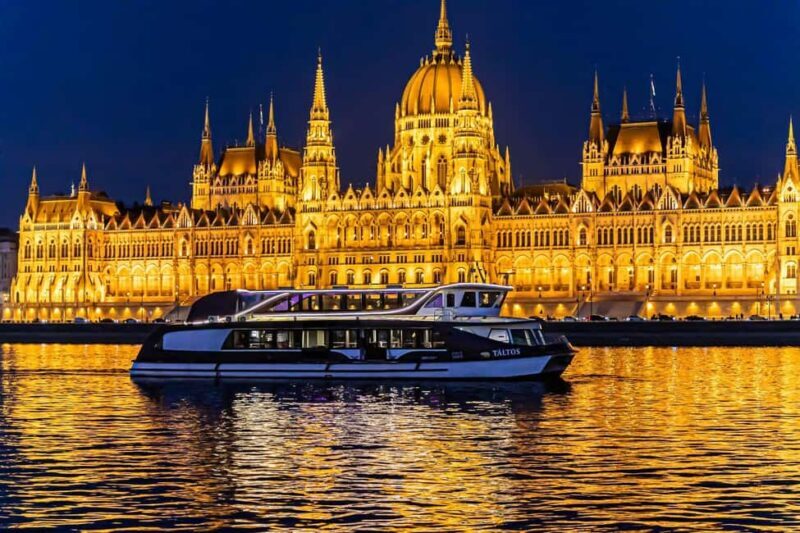 Budapest: 4-Course Dinner Cruise with Piano Bar - FAQs