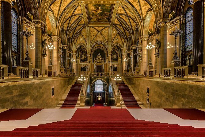 Budapest Airport Transfers: Budapest Airport BUD to Budapest City in Luxury Van - Key Points