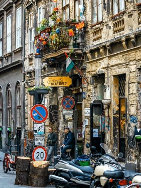 Budapest: Alternative Street Art & Jewish Tour - Frequently Asked Questions