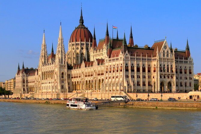 Budapest Arrival Private Transfers from Budapest Airport BUD to Budapest City - Key Points