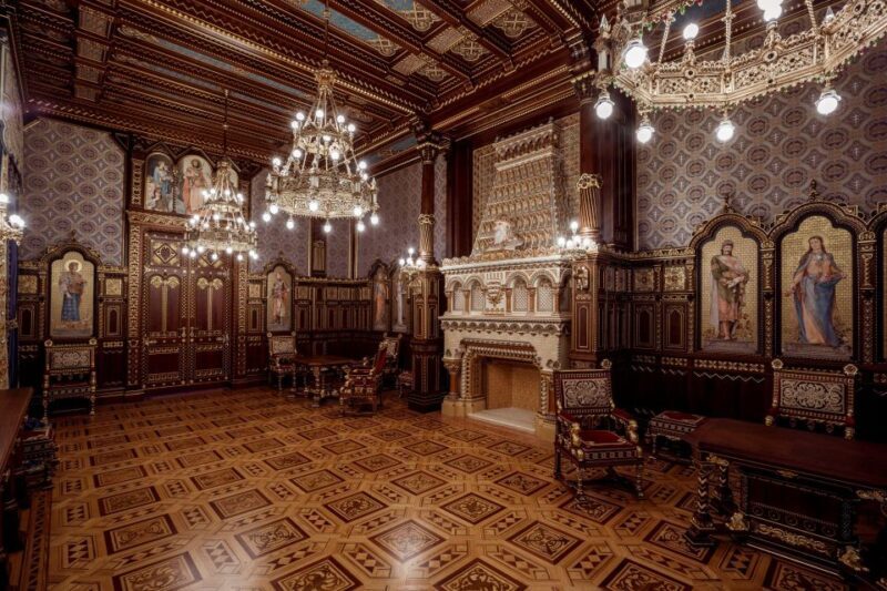 Budapest: Buda Castle Walk with Saint Stephen's Hall - Who Will Love This Tour?