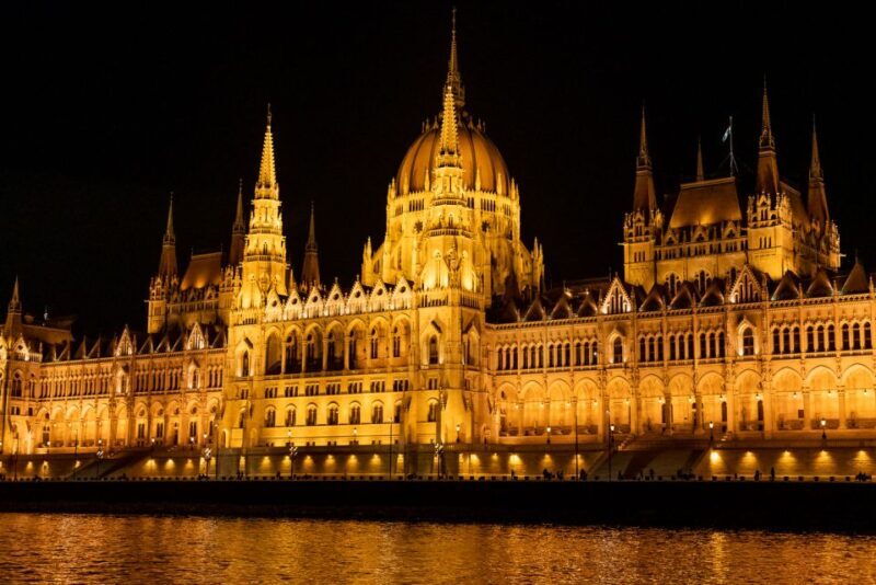 Budapest: Candlelit Dinner River Cruise with Live Music - Budapest: Candlelit Dinner River Cruise with Live Music — A Comprehensive Review