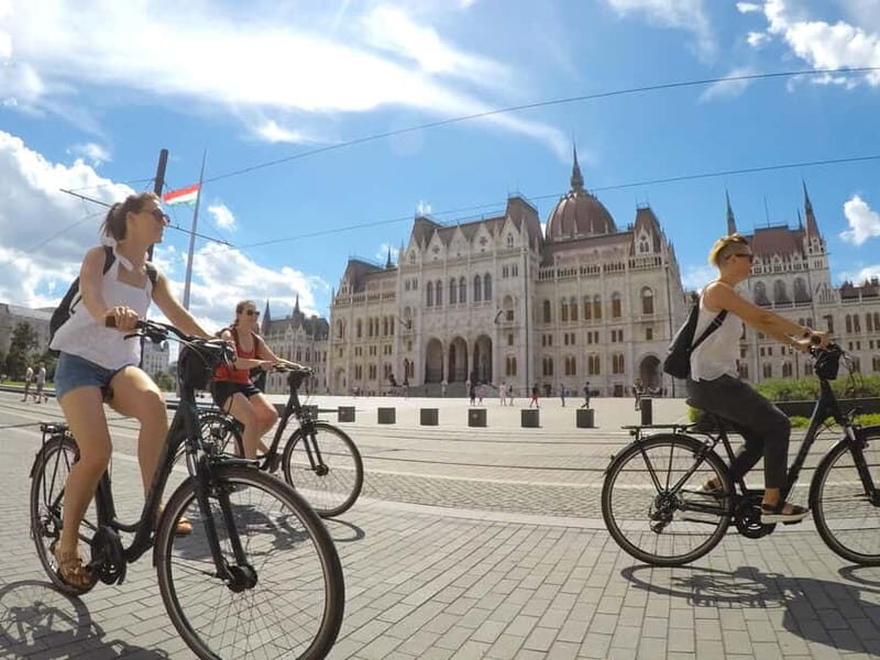 Budapest & Castle E-bike Tour with a local guide - Budapest & Castle E-bike Tour with a Local Guide