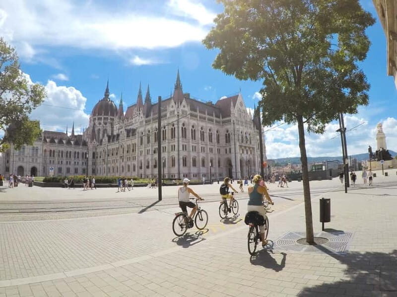 Budapest & Castle E-bike Tour with a local guide - FAQ