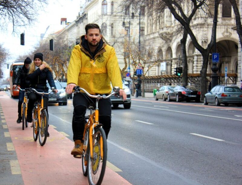 Budapest: City Bike Tour with Coffee Stop - FAQs