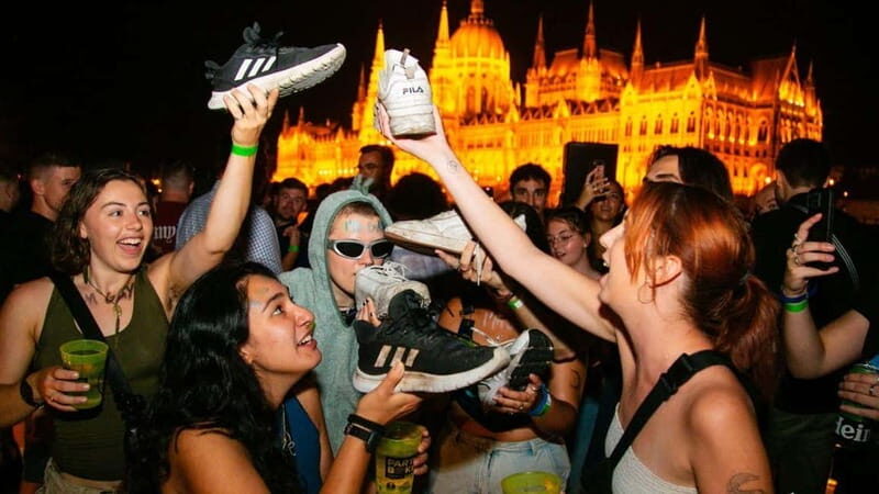 Budapest: Danube Beat Party Cruise with Drink Packages - FAQs
