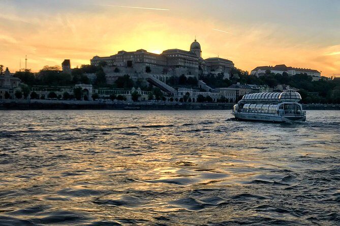 Budapest Danube River Candlelit Dinner Cruise with Live Music - Who Should Consider This Cruise?