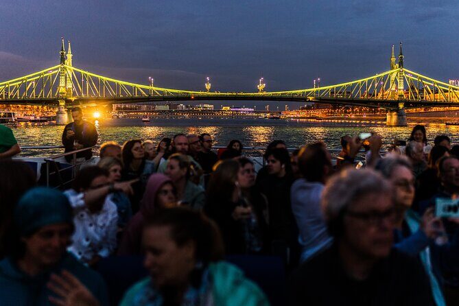 Budapest Danube River Sightseeing Night Cruise with Drinks - FAQ