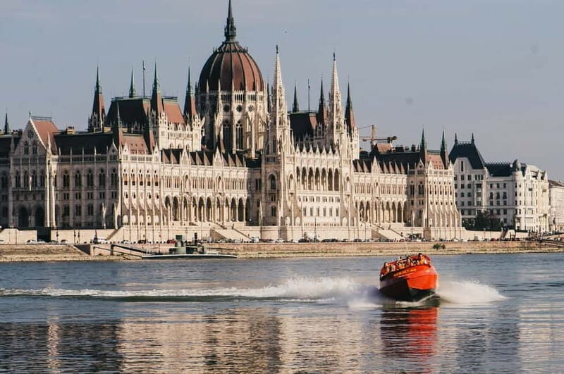 Budapest: Danube Speedboat Experience - An Exciting Alternative to Traditional Budapest Sightseeing