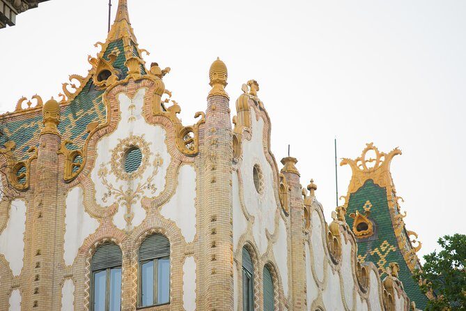 Budapest Essential Walking Tour&Traditional Hungarian Dessert - Who Will Love This Tour?