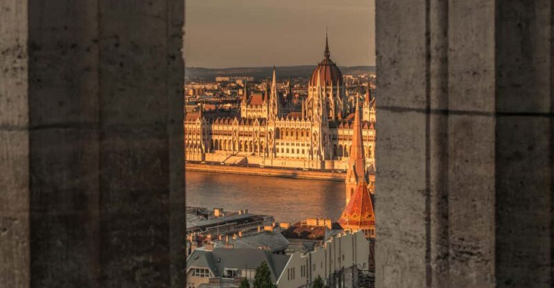 Budapest exploration for solo travelers with local companion - Frequently Asked Questions