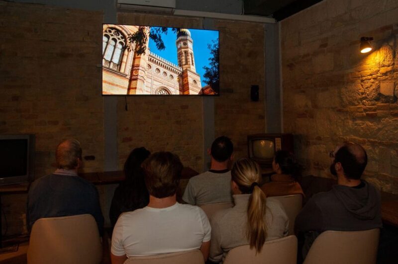 Budapest: Ghetto Wall Exhibition Tour with History Guide - A Deep Dive into the Tour Experience