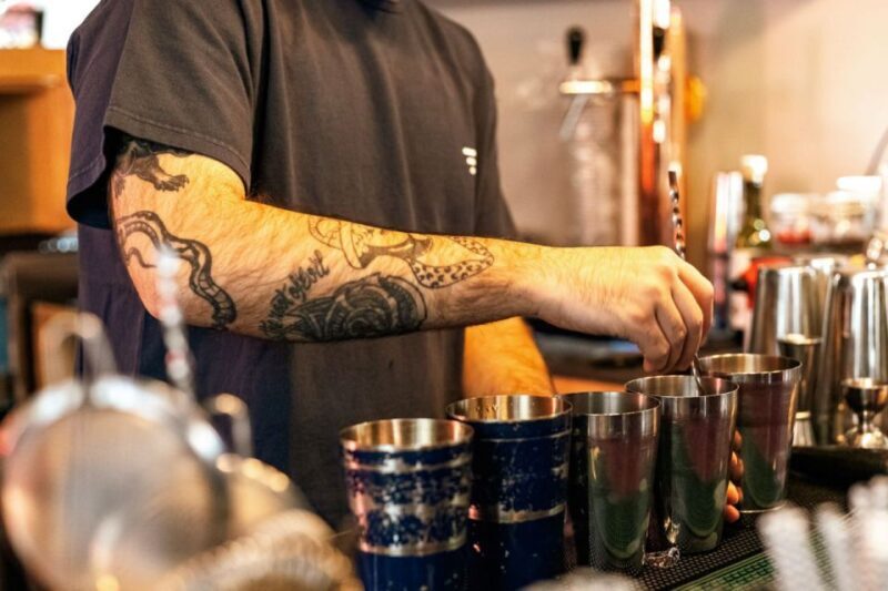 Budapest: Guided Bar Crawl Walking Tour - A Detailed Look at the Budapest Guided Bar Crawl Walking Tour