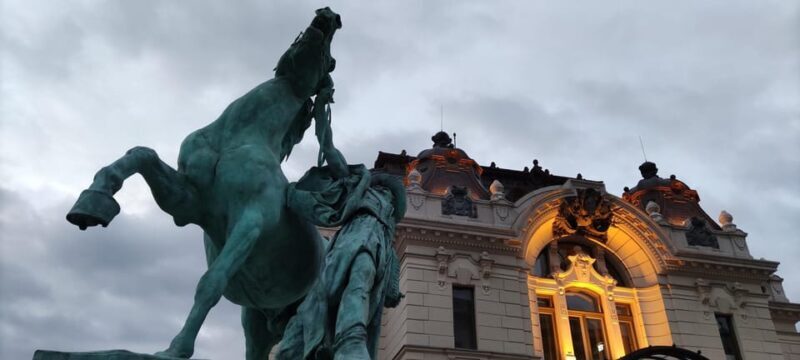 Budapest: Guided City Walking Tour in Buda and Pest - The Sum Up